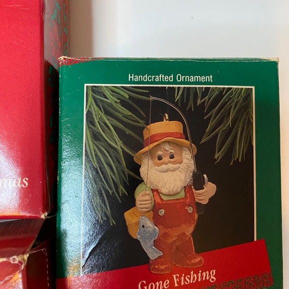 Hallmark ornaments and salt and pepper shakers - Picture 6 of 9